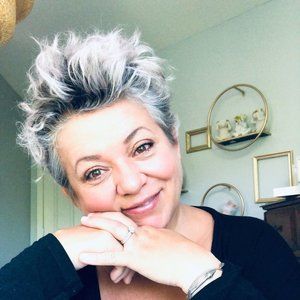 Meet your Posher, Candace